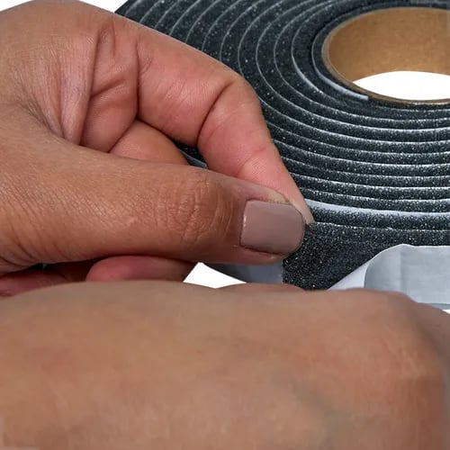 Espuma de Poliuretano Adesivada